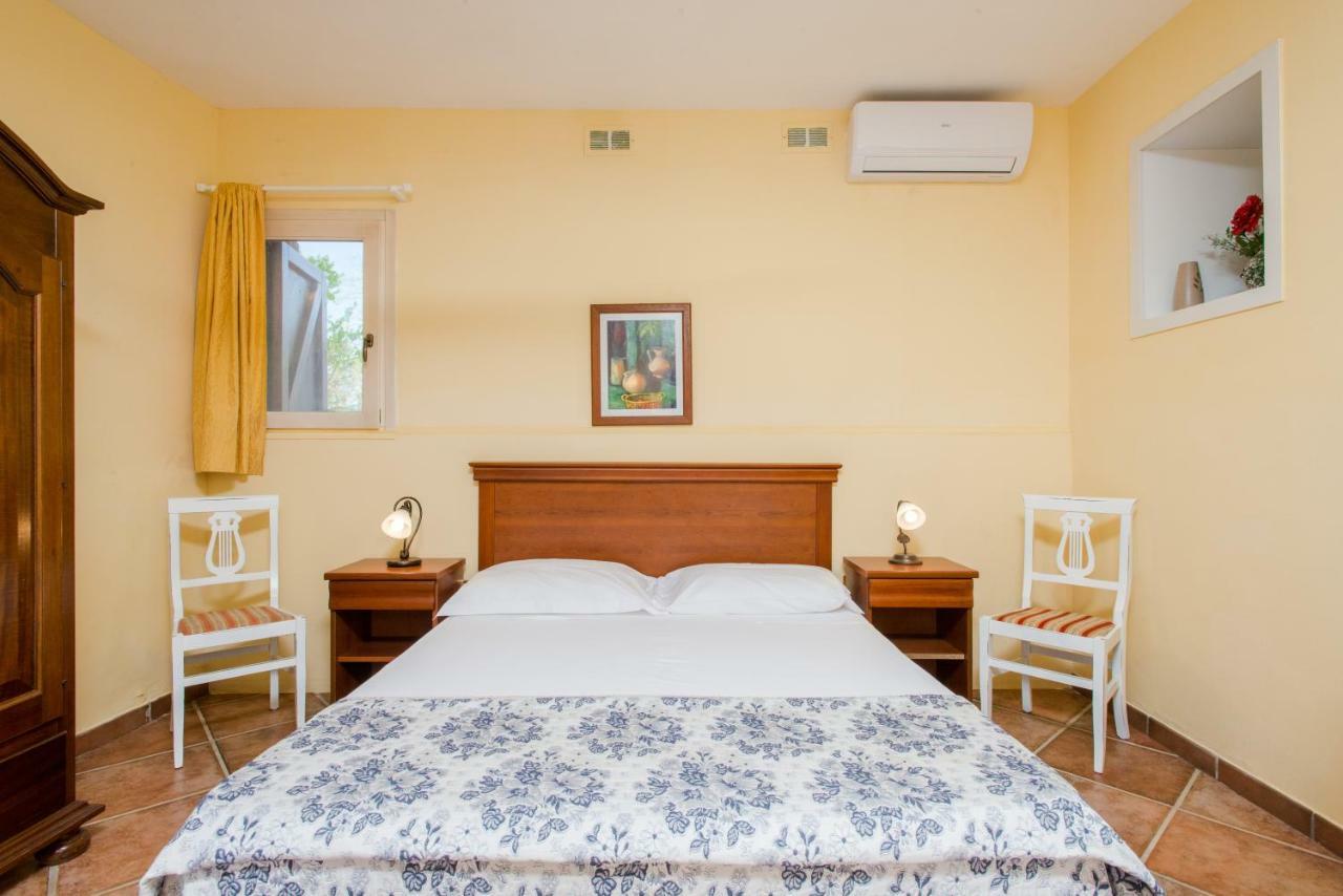 Relais Masseria Casina Dei Cari Презичче Экстерьер фото